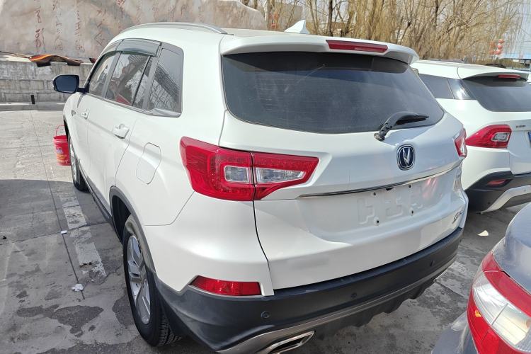 Used CHANGAN CS75 2017 Shangku Edition 1.5T Manual ZhiXiang Model Exterior 2