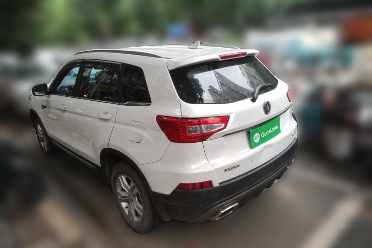 Used CHANGAN CS75 2017 Shangkui Edition 1.5T Manual Fengxiang Model Exterior 3