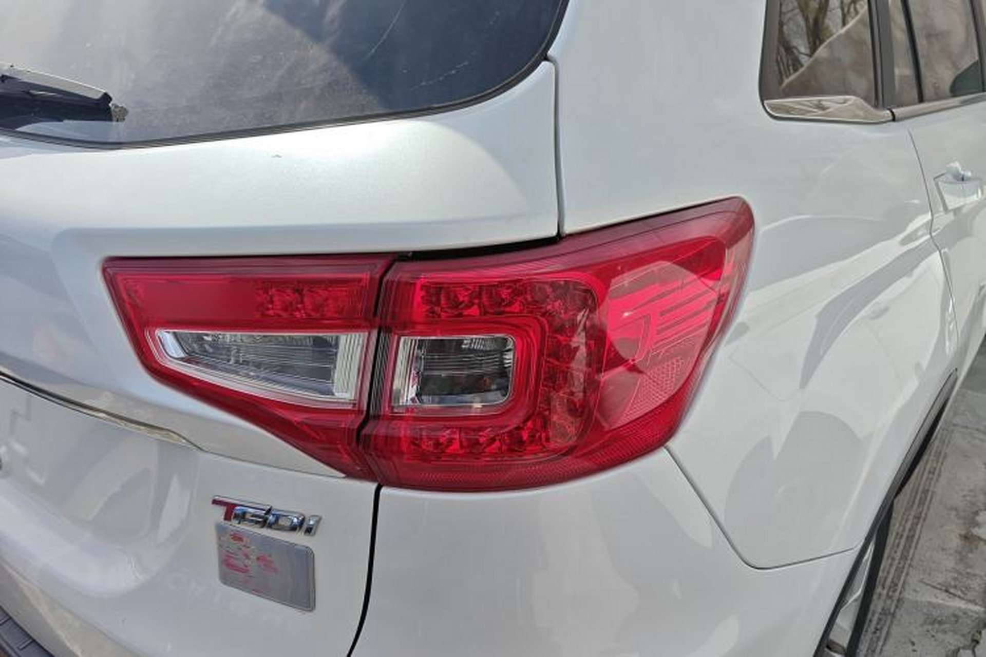 Used CHANGAN CS75 2017 Shangku Edition 1.5T Manual ZhiXiang Model Exterior 3