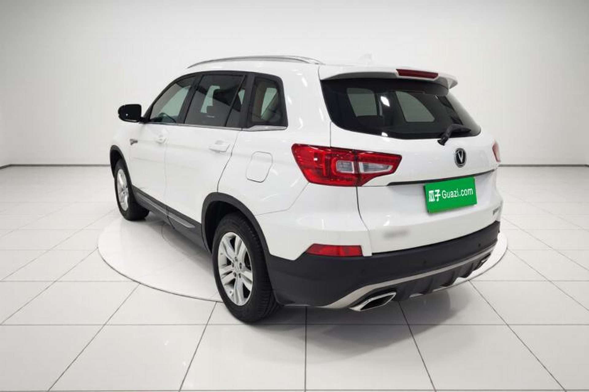 Used CHANGAN CS75 2017 Shangku Edition 1.5T Manual ZhiXiang Model Exterior 3