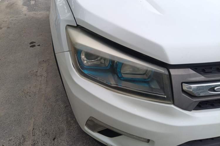 Used CHANGAN CS75 2017 Shangkui Edition 1.5T Manual Fengxiang Model Exterior 6