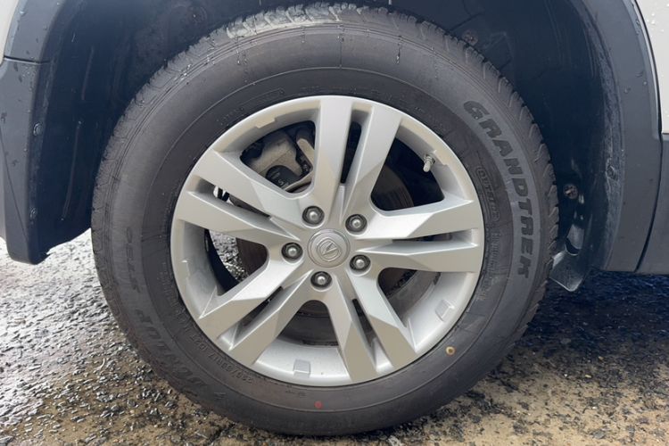Used CHANGAN CS75 2017 Shangkui Edition 1.5T Manual Fengxiang Model Exterior 7