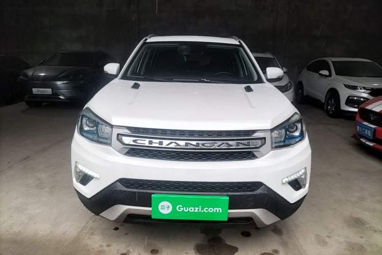 Used CHANGAN CS75 2017 Shangkui Edition 1.5T Manual Fengxiang Model Front
