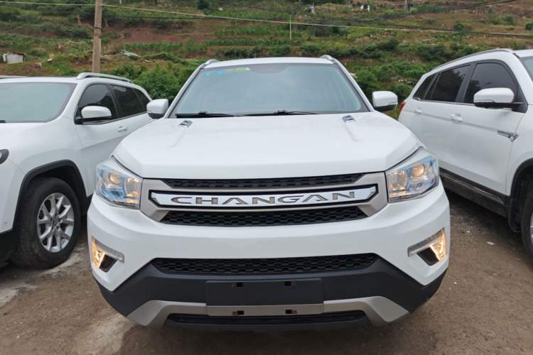 Used CHANGAN CS75 2017 Shangkui Edition 1.5T Automatic Fengyue Model Front