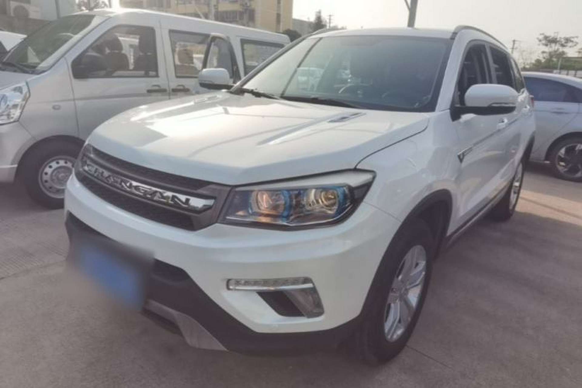 Used CHANGAN CS75 2017 Shangku Edition 1.5T Manual ZhiXiang Model Front Left 45 Deg