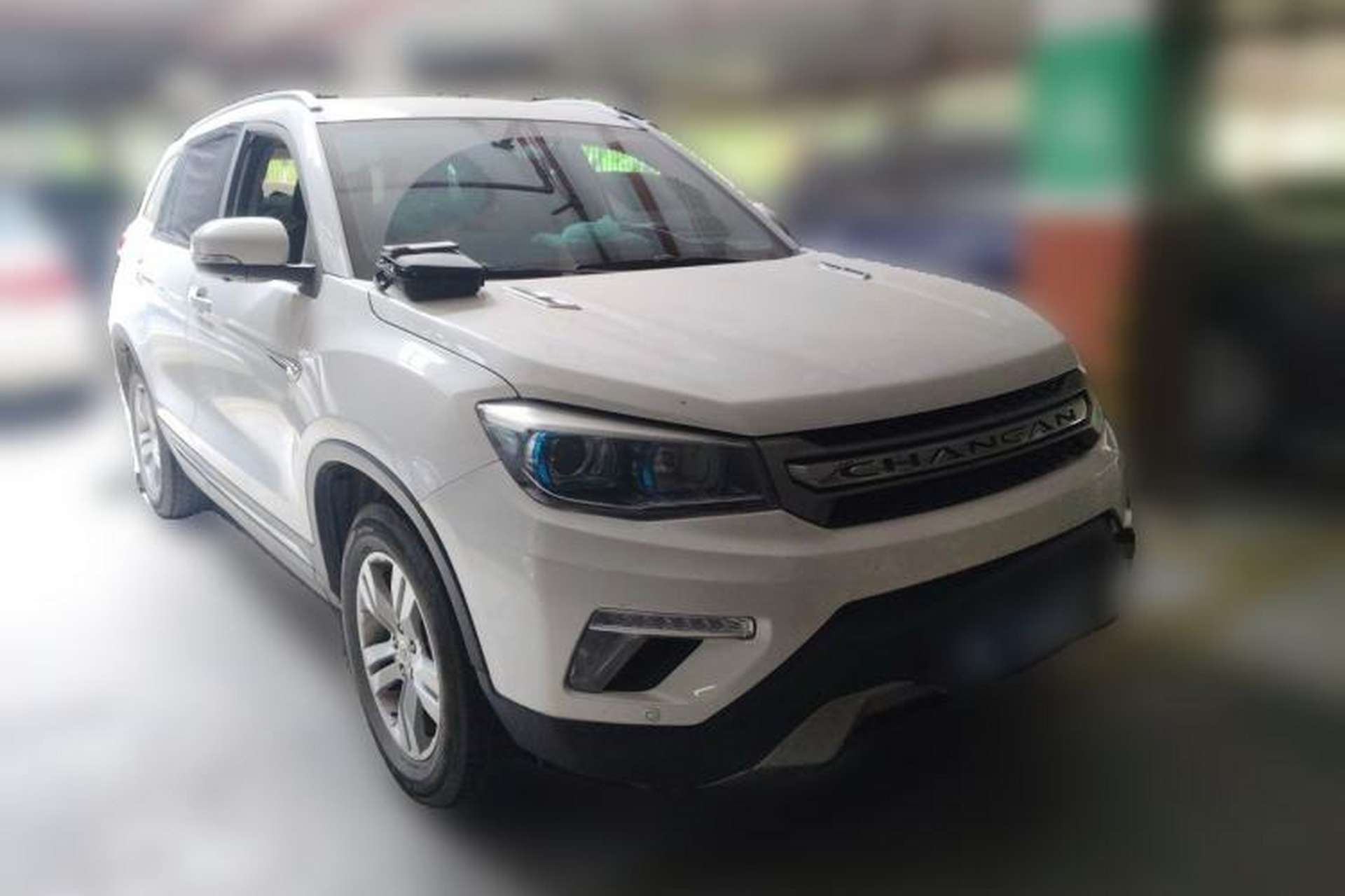 Used CHANGAN CS75 2017 Shangku Edition 1.5T Manual ZhiXiang Model Front Right 45 Deg