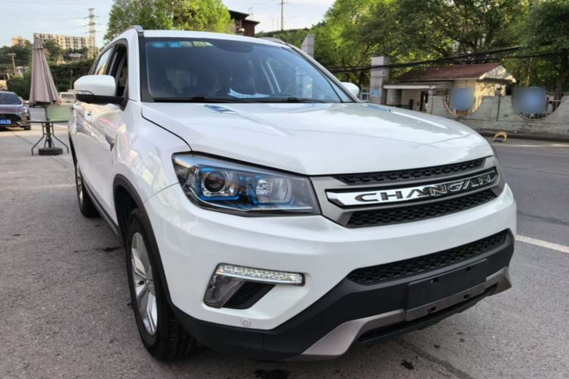Used CHANGAN CS75 2017 Shangkui Edition 1.5T Automatic Fengyue Model Front Right 45 Deg