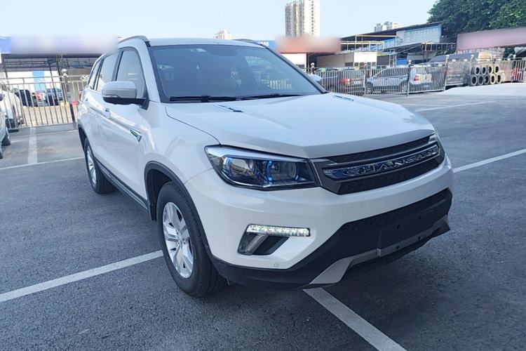 Used CHANGAN CS75 2017 Shangkui Edition 1.5T Manual Fengxiang Model Front Right 45 Deg