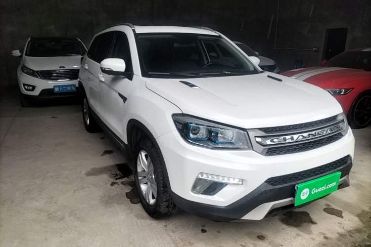 Used CHANGAN CS75 2017 Shangkui Edition 1.5T Manual Fengxiang Model Front Right 45 Deg