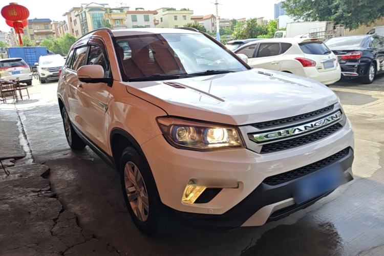 Used CHANGAN CS75 2017 Shangkui Edition 1.5T Automatic Fengyue Model Front Right 45 Deg