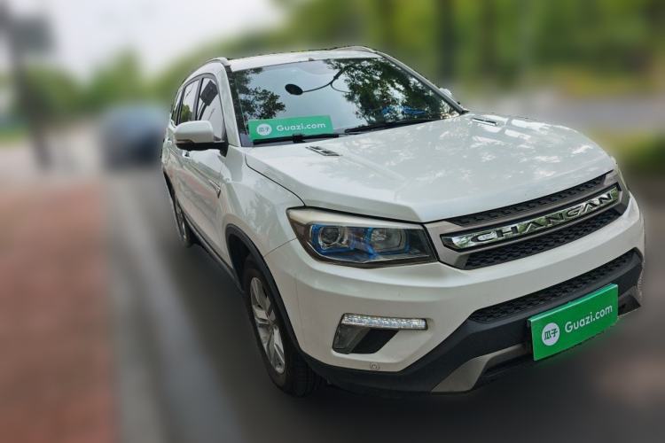 Used CHANGAN CS75 2017 Shangkui Edition 1.5T Manual Fengxiang Model Front Right 45 Deg