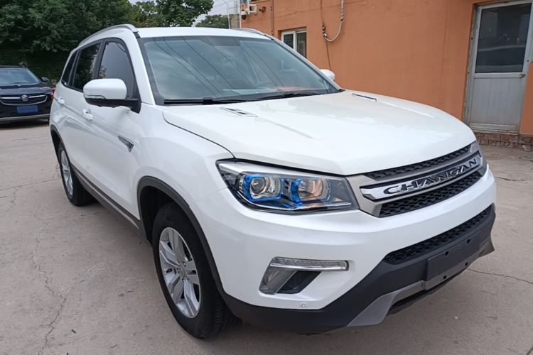 Used CHANGAN CS75 2017 Shangku Edition 1.5T Manual ZhiXiang Model Front Right 45 Deg