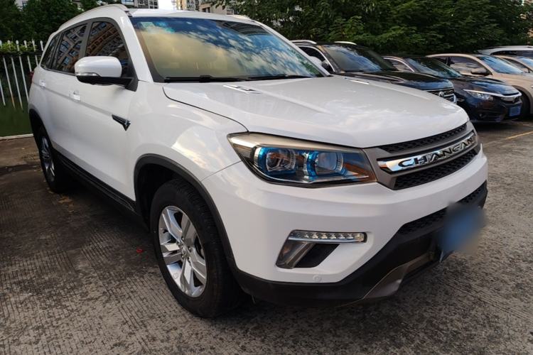 Used CHANGAN CS75 2017 Shangkui Edition 1.5T Automatic Fengxiang Model Front Right 45 Deg
