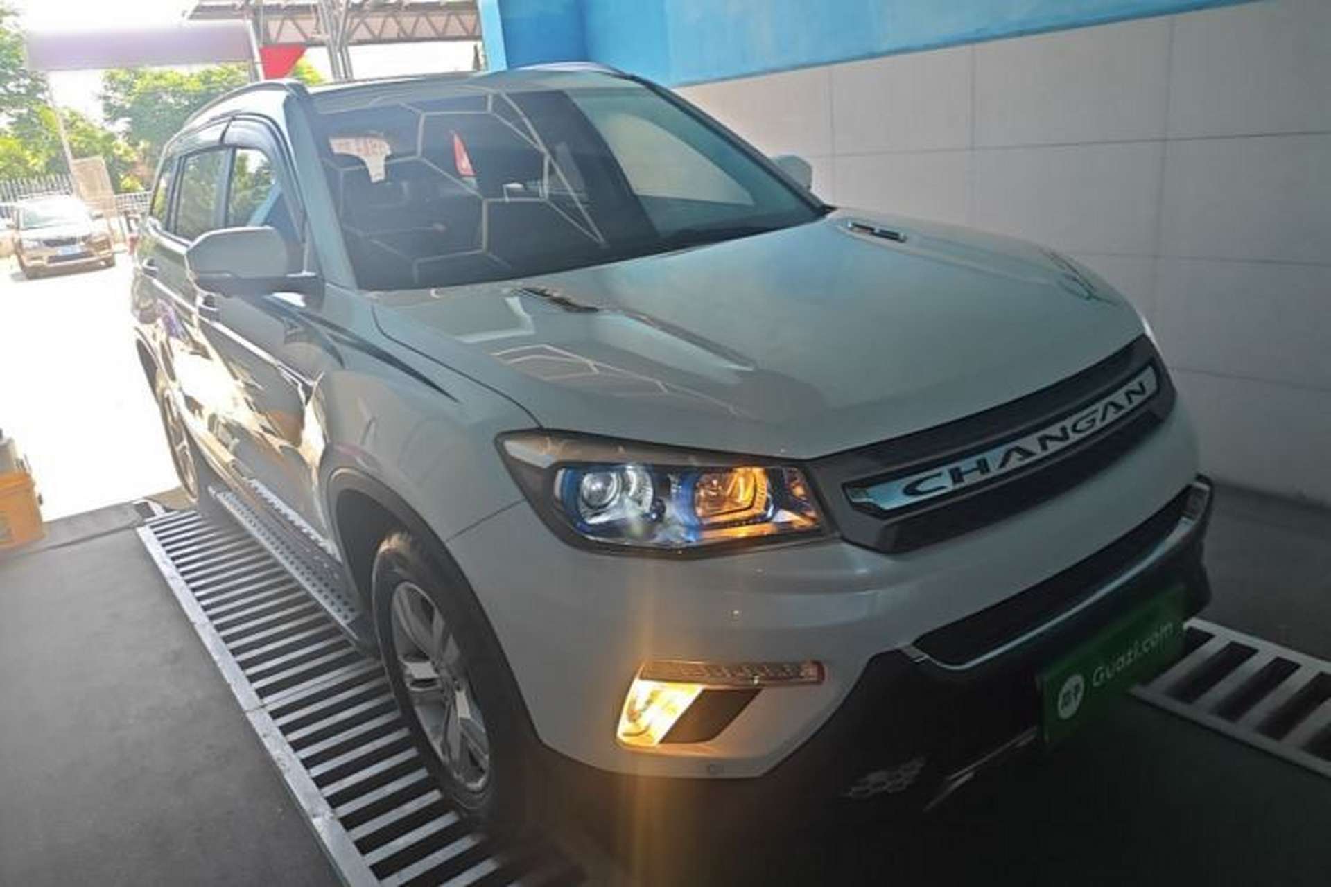 Used CHANGAN CS75 2017 Shangkui Edition 1.5T Automatic Fengxiang Model Front Right 45 Deg
