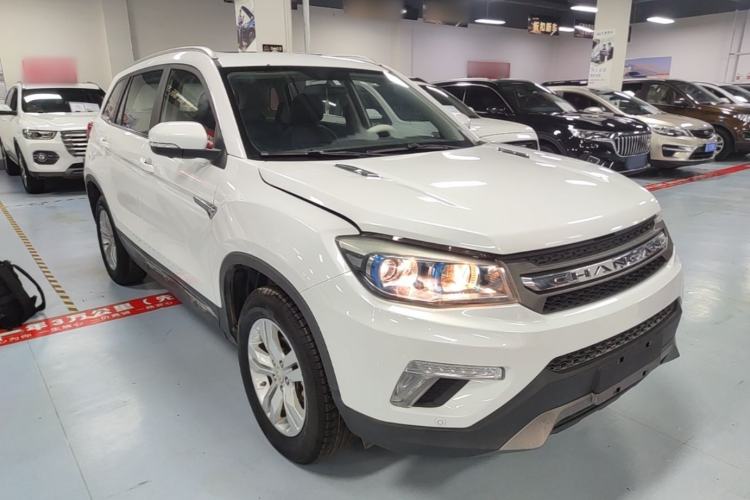 Used CHANGAN CS75 2017 Shangkui Edition 1.5T Automatic Fengxiang Model Front Right 45 Deg