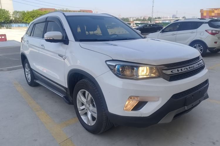 Used CHANGAN CS75 2017 Shangkui Edition 1.5T Automatic Fengxiang Model Front Right 45 Deg