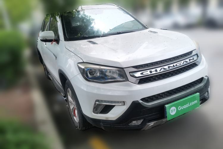Used CHANGAN CS75 2017 Shangkui Edition 1.5T Manual Fengxiang Model Front Right 45 Deg