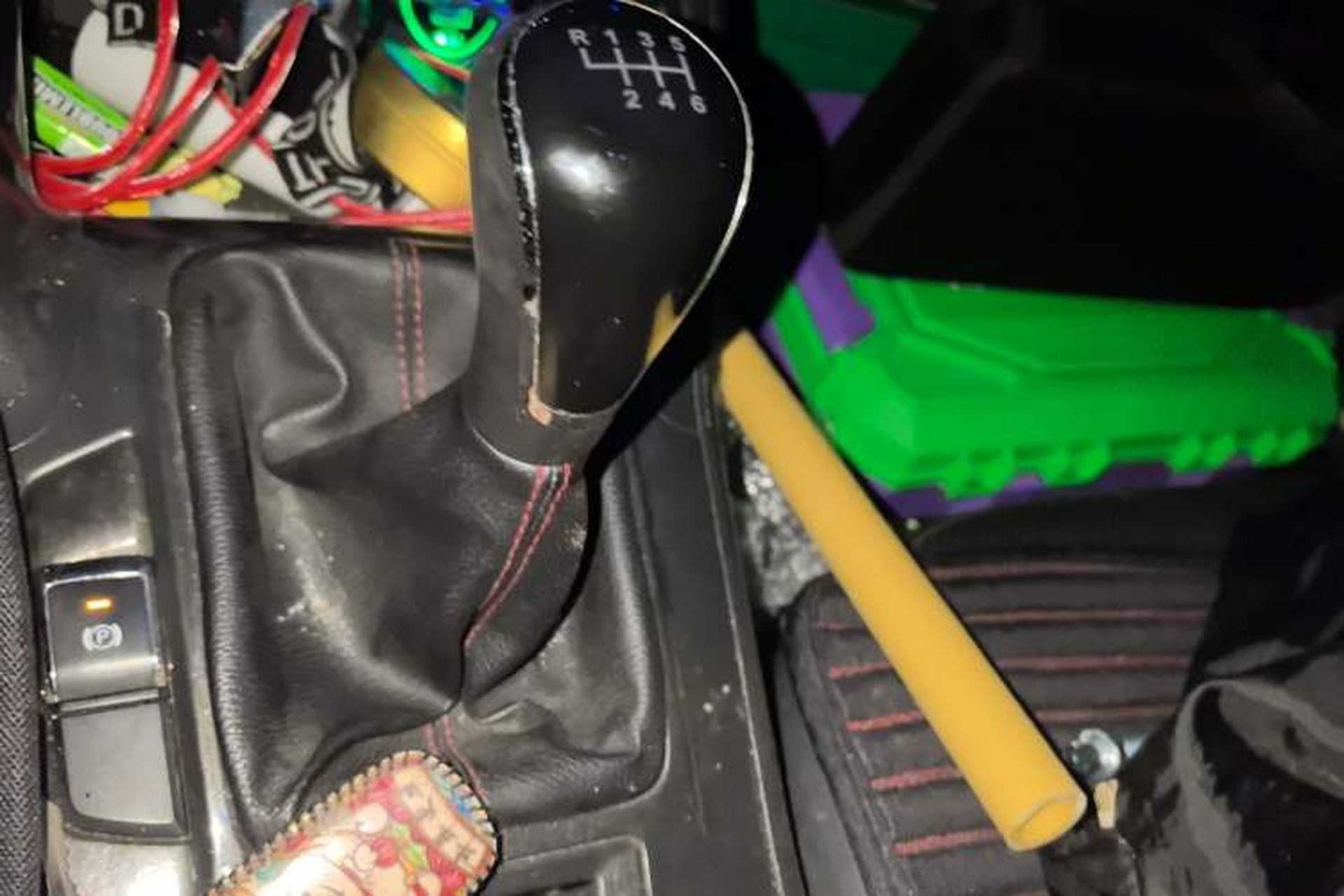 Used CHANGAN CS75 2017 Shangku Edition 1.5T Manual ZhiXiang Model Gear Lever