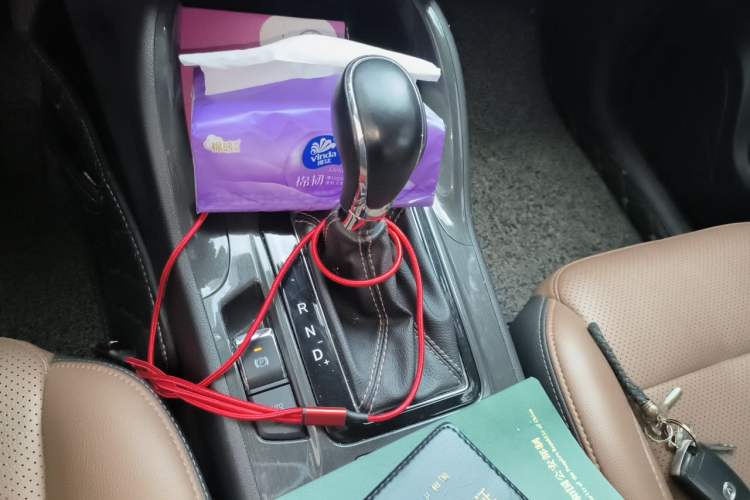 Used CHANGAN CS75 2017 Shangkui Edition 1.5T Automatic Fengyue Model Gear Lever