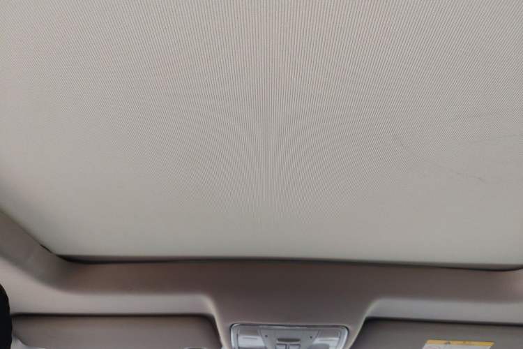 Used CHANGAN CS75 2017 Shangku Edition 1.5T Manual ZhiXiang Model Headliner