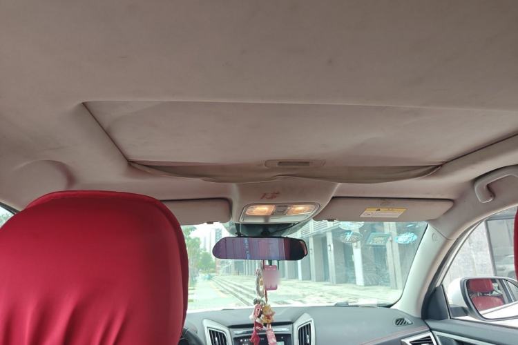 Used CHANGAN CS75 2017 Shangkui Edition 1.5T Automatic Fengyue Model Headliner