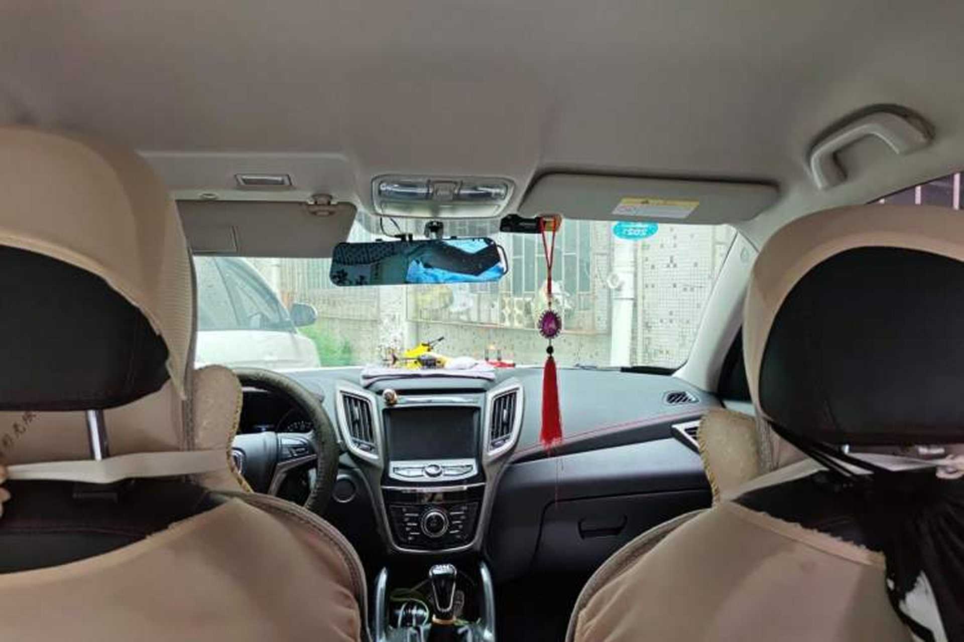 Used CHANGAN CS75 2017 Shangkui Edition 1.5T Manual Enjoyment Model Headliner