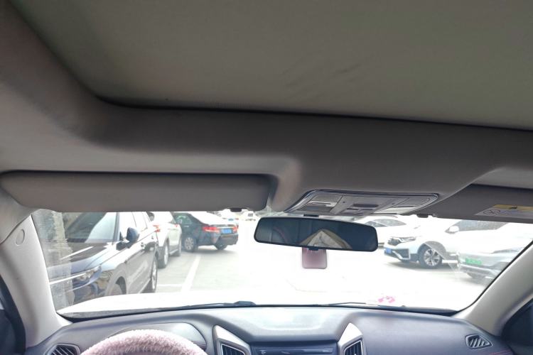 Used CHANGAN CS75 2017 Shangku Edition 1.5T Manual ZhiXiang Model Headliner