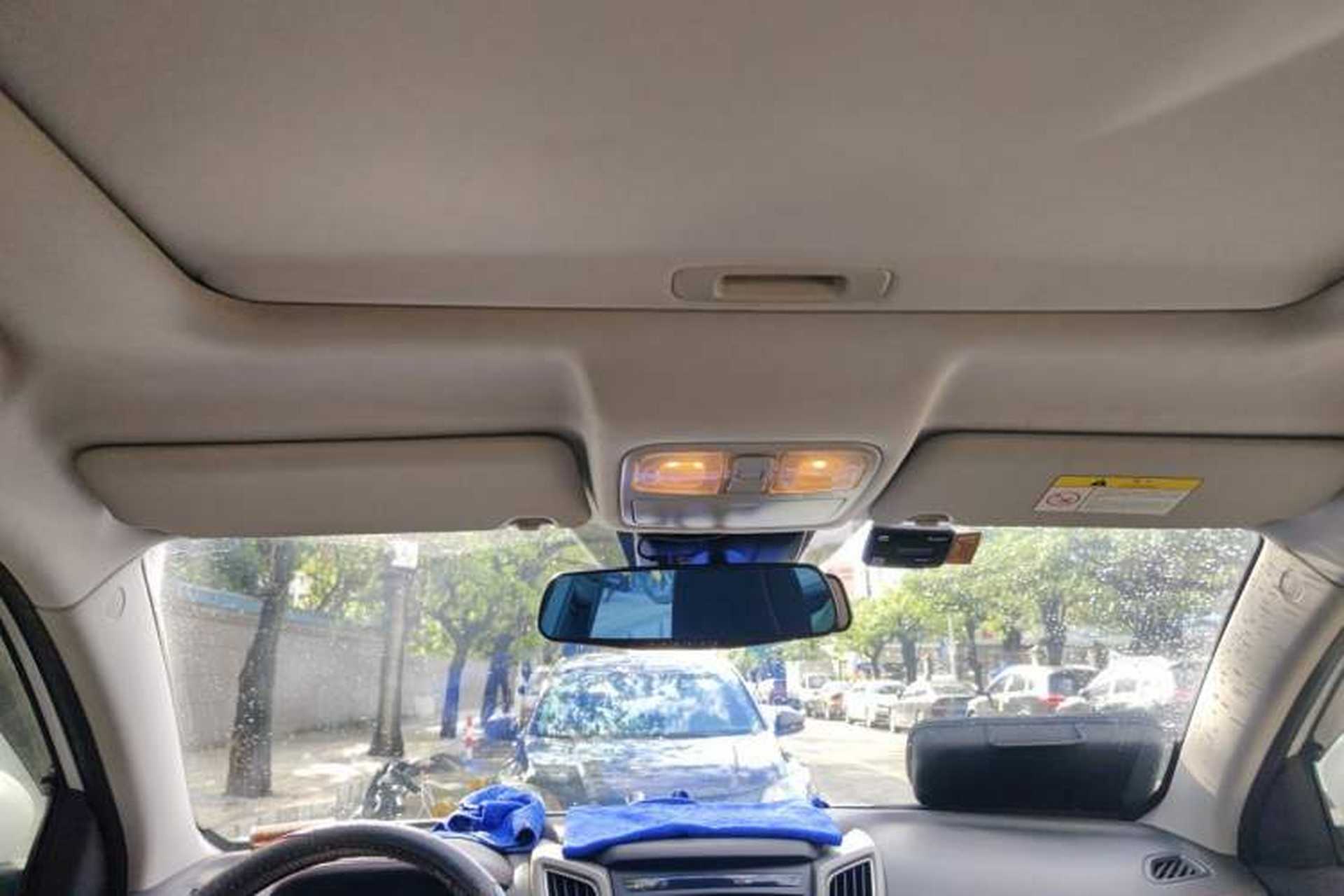 Used CHANGAN CS75 2017 Shangkui Edition 1.5T Automatic Fengyue Model Headliner
