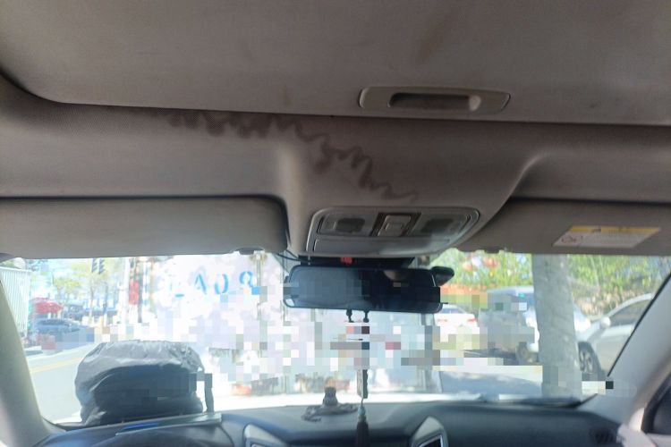 Used CHANGAN CS75 2017 Shangkui Edition 1.5T Manual Fengxiang Model Headliner