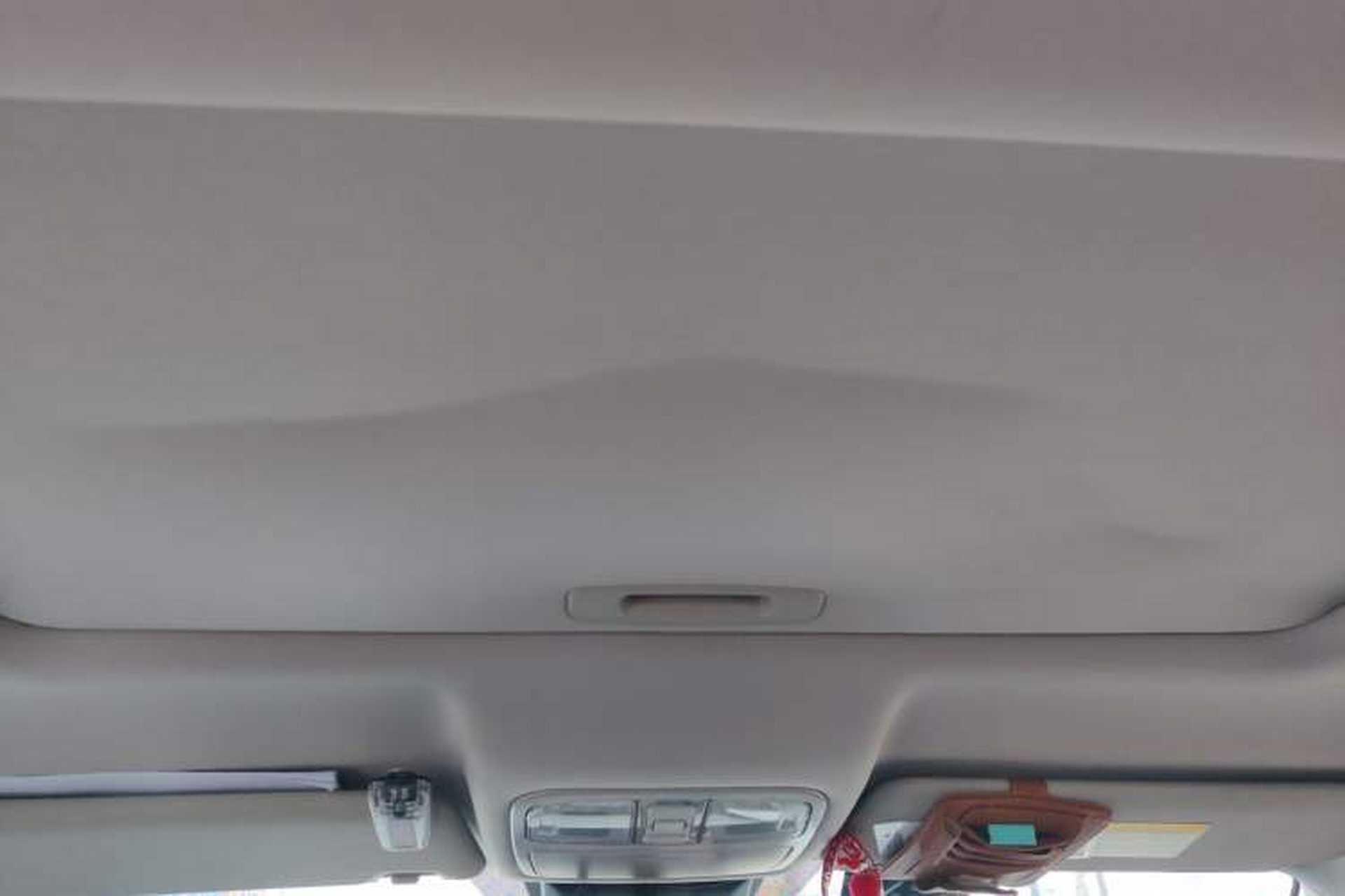 Used CHANGAN CS75 2017 Shangkui Edition 1.5T Automatic Fengyue Model Headliner