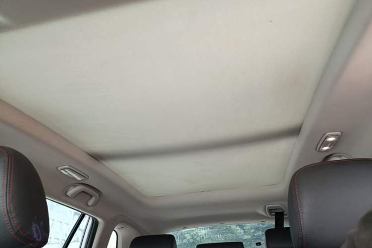 Used CHANGAN CS75 2017 Shangku Edition 1.5T Manual ZhiXiang Model Headliner