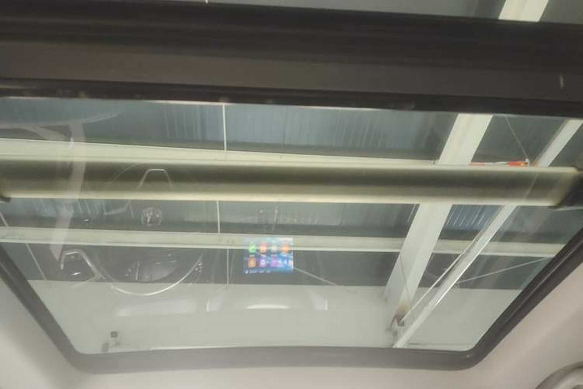 Used CHANGAN CS75 2017 Shangkui Edition 1.5T Automatic Fengxiang Model Headliner