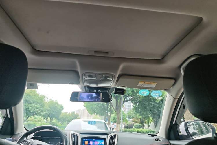 Used CHANGAN CS75 2017 Shangkui Edition 1.5T Automatic Fengyue Model Headliner