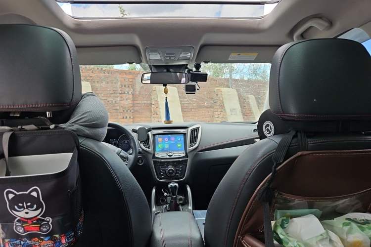 Used CHANGAN CS75 2017 Shangkui Edition 1.5T Manual Luxury Model Headliner