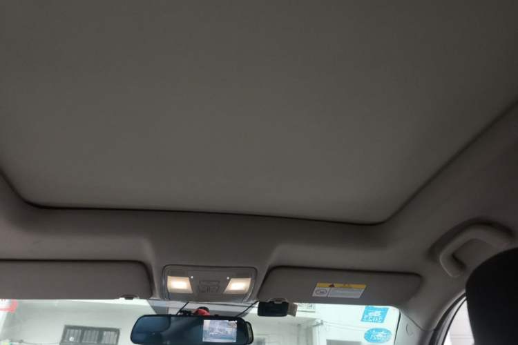 Used CHANGAN CS75 2017 Shangku Edition 1.5T Manual ZhiXiang Model Headliner