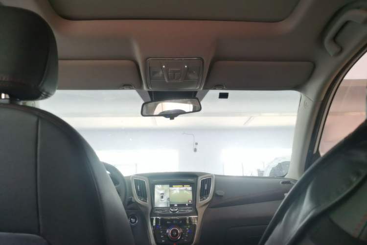 Used CHANGAN CS75 2017 Shangkui Edition 1.5T Automatic Fengyu Model Headliner