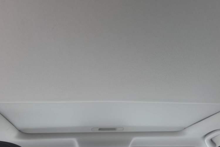Used CHANGAN CS75 2017 Shangkui Edition 1.5T Automatic Fengyue Model Headliner