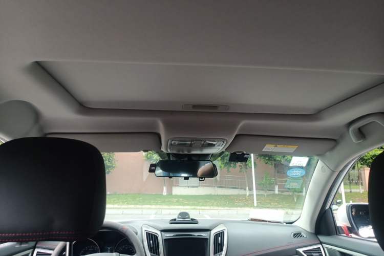 Used CHANGAN CS75 2017 Shangkui Edition 1.5T Manual Fengxiang Model Headliner