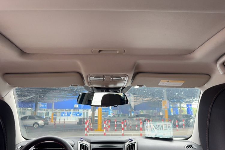 Used CHANGAN CS75 2017 Shangkui Edition 1.5T Manual Fengxiang Model Headliner