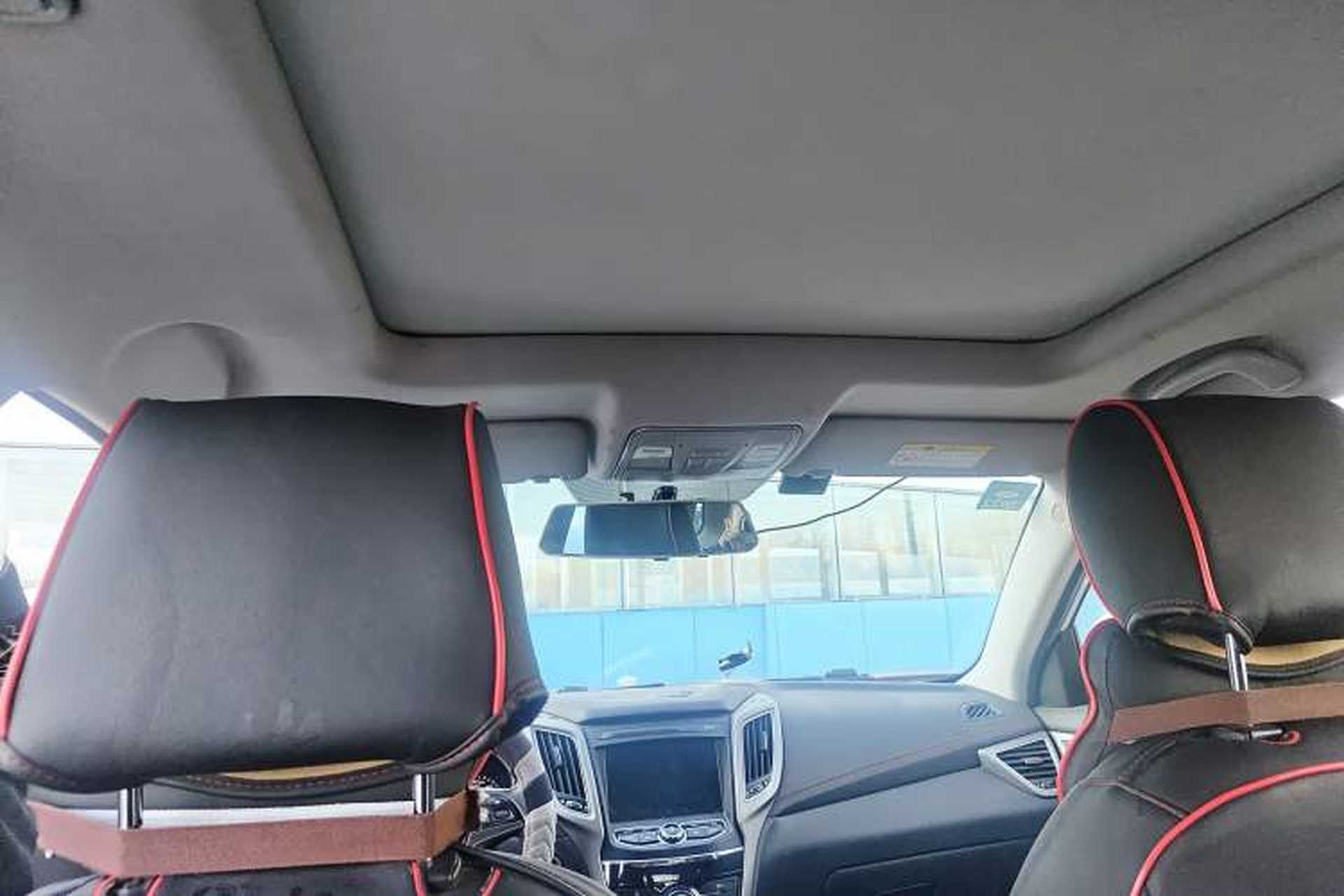 Used CHANGAN CS75 2017 Shangku Edition 1.5T Manual ZhiXiang Model Headliner