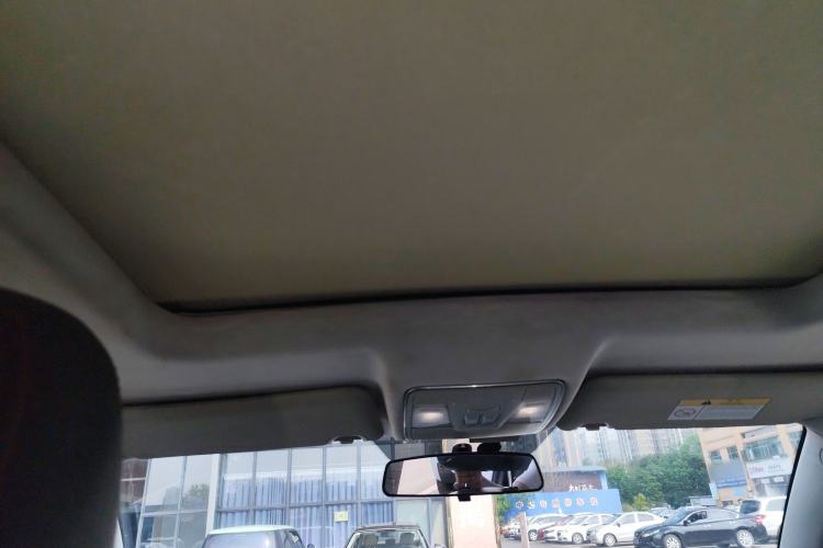 Used CHANGAN CS75 2017 Shangku Edition 1.5T Manual ZhiXiang Model Headliner