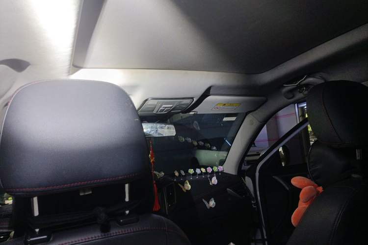Used CHANGAN CS75 2017 Shangku Edition 1.5T Manual ZhiXiang Model Headliner