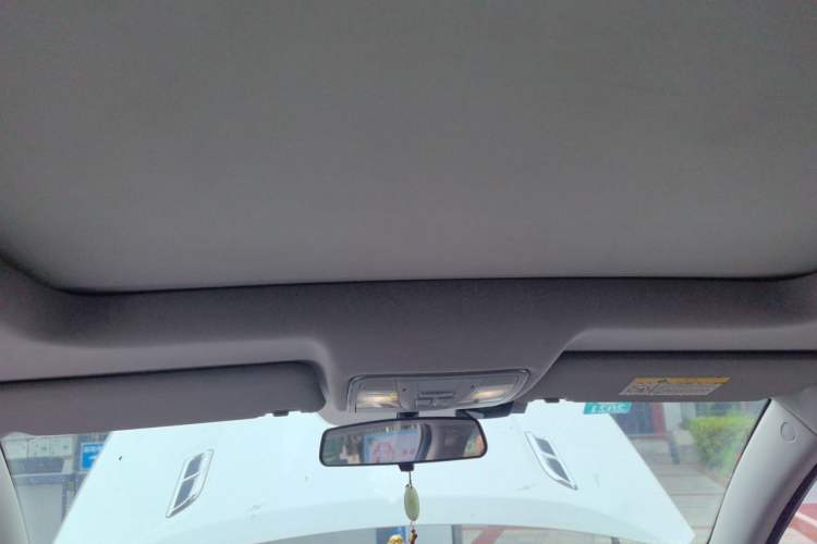 Used CHANGAN CS75 2017 Shangku Edition 1.5T Manual ZhiXiang Model Headliner
