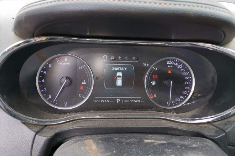 Used CHANGAN CS75 2017 Shangkui Edition 1.5T Automatic Fengxiang Model Instrument Cluster