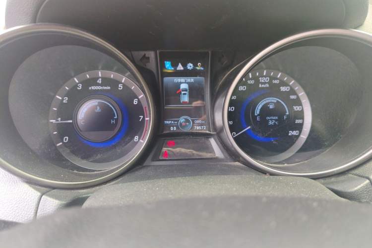 Used CHANGAN CS75 2017 Shangkui Edition 1.5T Manual Fengxiang Model Instrument Cluster
