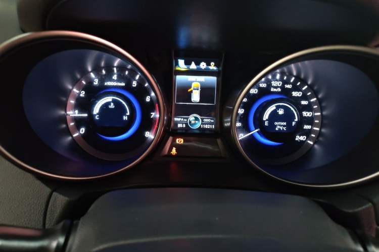 Used CHANGAN CS75 2017 Shangku Edition 1.5T Manual ZhiXiang Model Instrument Cluster