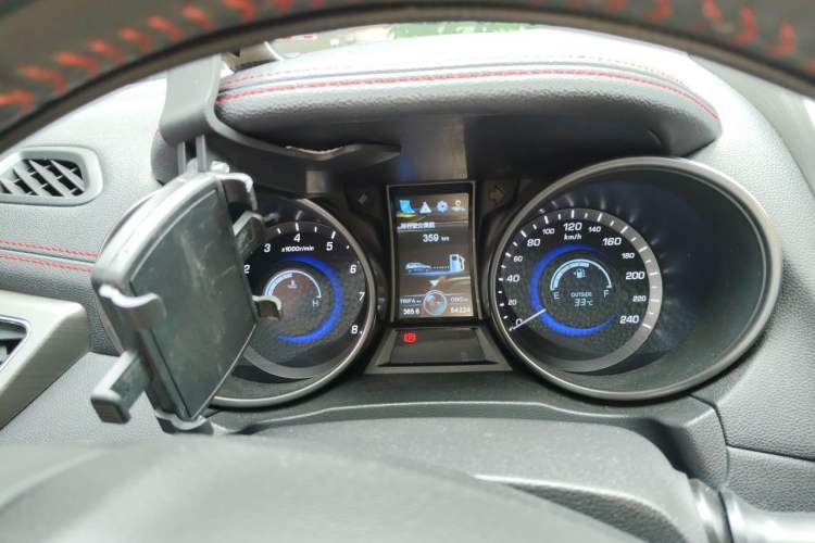 Used CHANGAN CS75 2017 Shangkui Edition 1.5T Manual Fengxiang Model Instrument Cluster