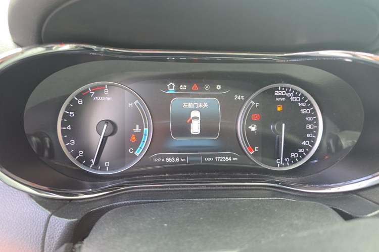 Used CHANGAN CS75 2017 Shangkui Edition 1.5T Manual Fengxiang Model Instrument Cluster