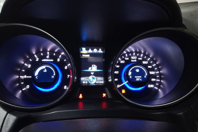 Used CHANGAN CS75 2017 Shangkui Edition 1.5T Manual Luxury Model Instrument Cluster