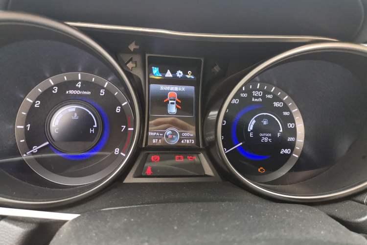 Used CHANGAN CS75 2017 Shangku Edition 1.5T Manual ZhiXiang Model Instrument Cluster